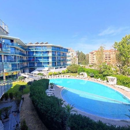 Large Apartment In ساني بيتش المظهر الخارجي الصورة