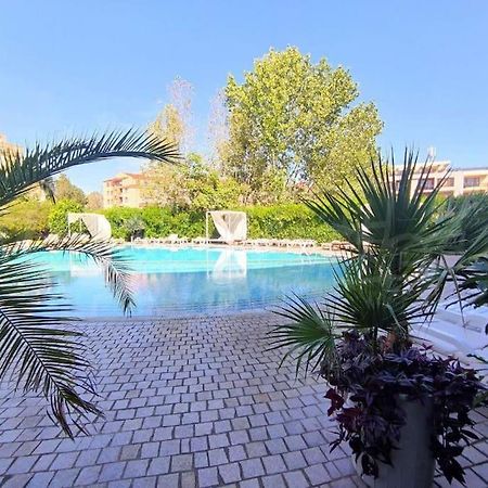 Large Apartment In ساني بيتش المظهر الخارجي الصورة